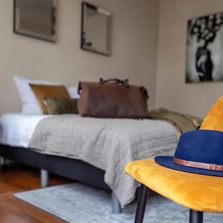 酒店 Boutique No5 贝亨奥普佐姆